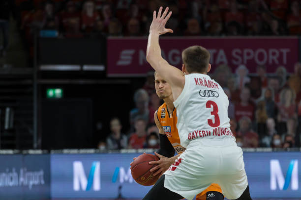 正如许多前 正如许多前