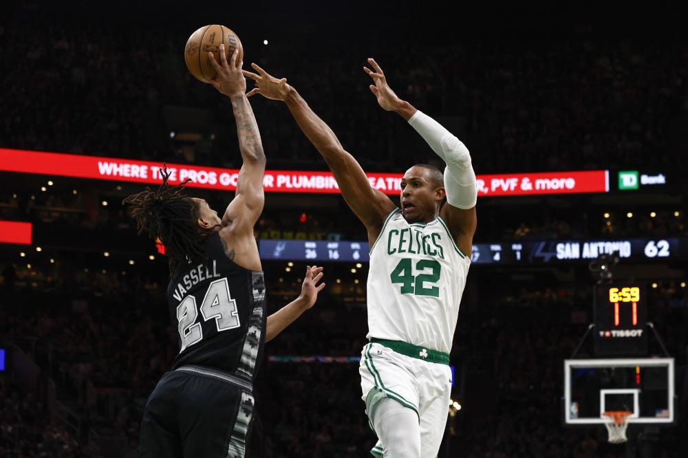 队在前三轮 队在前三轮