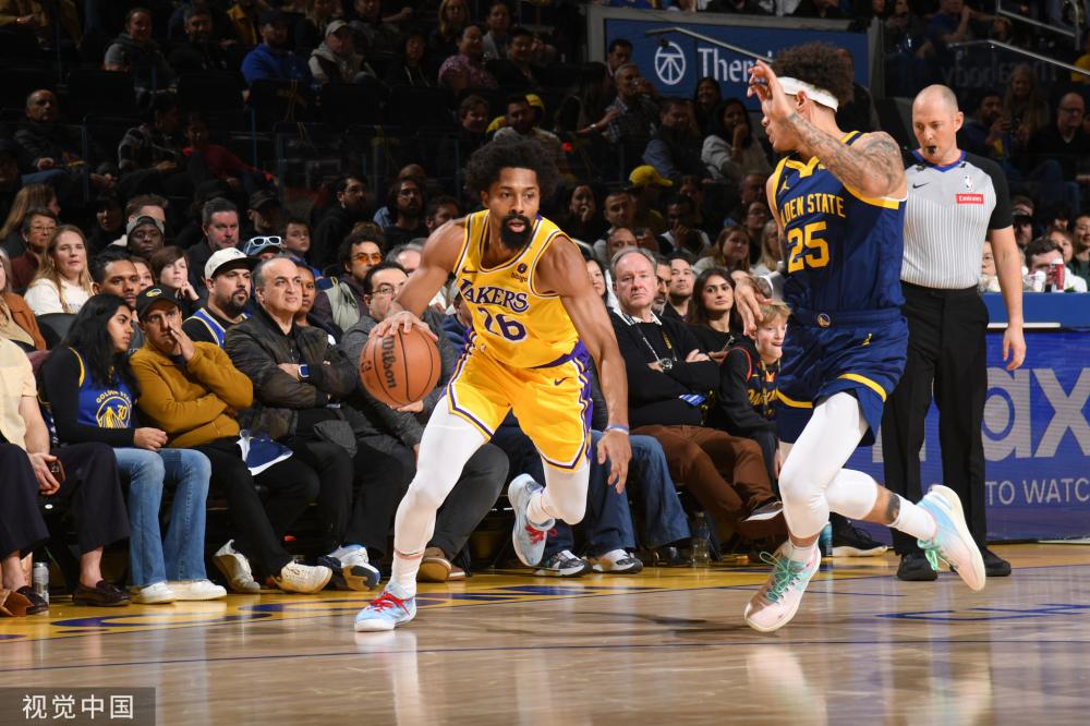 作为公众人 作为公众人