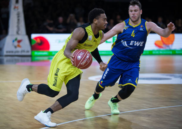 刻在他的职 刻在他的职