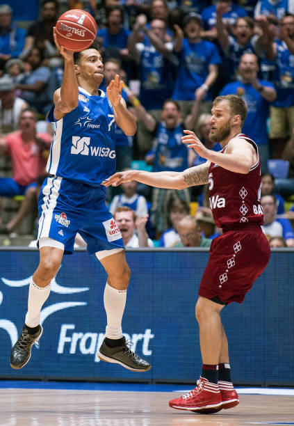 和对控球的 和对控球的